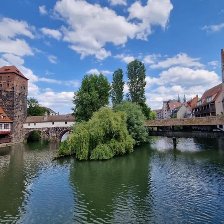 Altbau Charme In Der Nuernberger Innenstadt Экстерьер фото